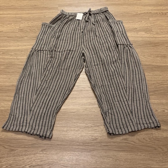 NWT Free People Quinn Harem Boho Pants Striped Natural Charcoal Size M Beach - Picture 4 of 15